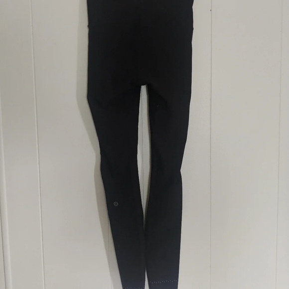 Lululemon Zoned In Tight 27" BLACK Breathability Seamless Reflective details 4. - Picture 2 of 7